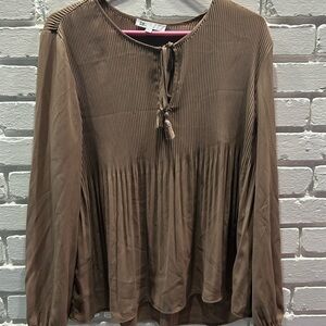 Long sleeve blouse